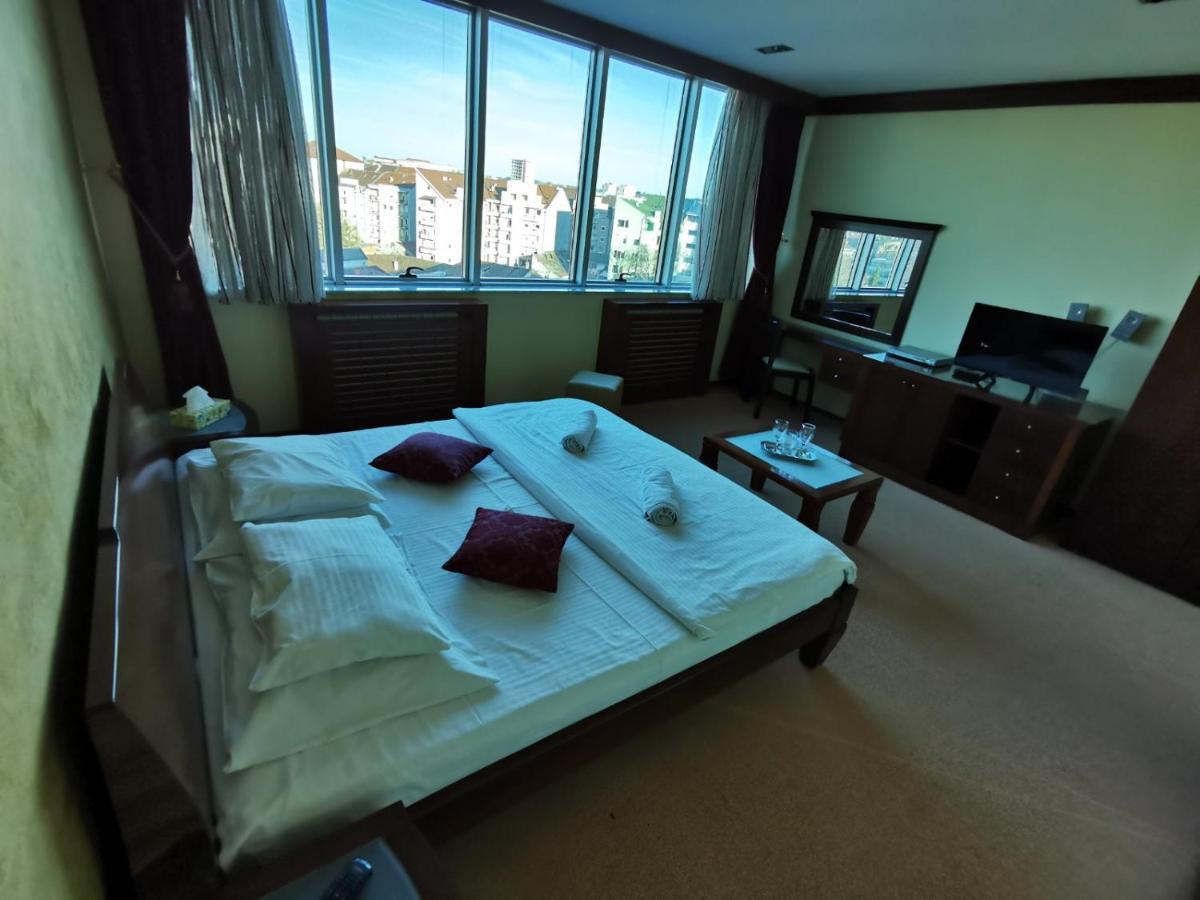 נובי סאד Panorama Apartman מראה חיצוני תמונה