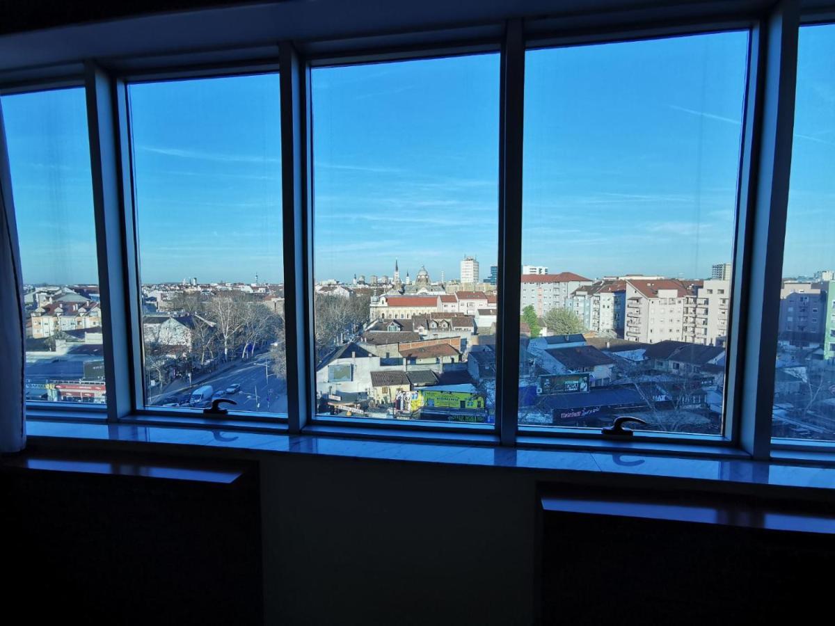 נובי סאד Panorama Apartman מראה חיצוני תמונה